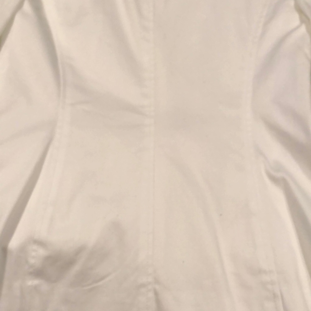 Beautiful White Two Buttoned Blazer - image 5